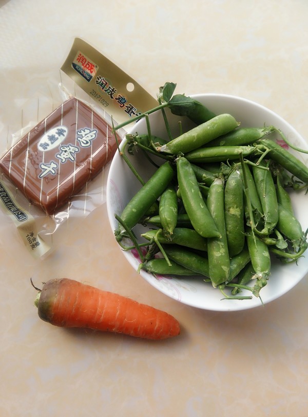 时蔬烩鸡蛋干的做法-家常味炒菜谱
