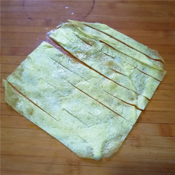 紫菜包饭的做法-家常味其它工艺菜谱-易网健康养生网 紫菜包饭的做法-家常味其它工艺菜谱