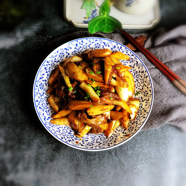 糖醋面筋茭白的做法-酸甜味炒菜谱