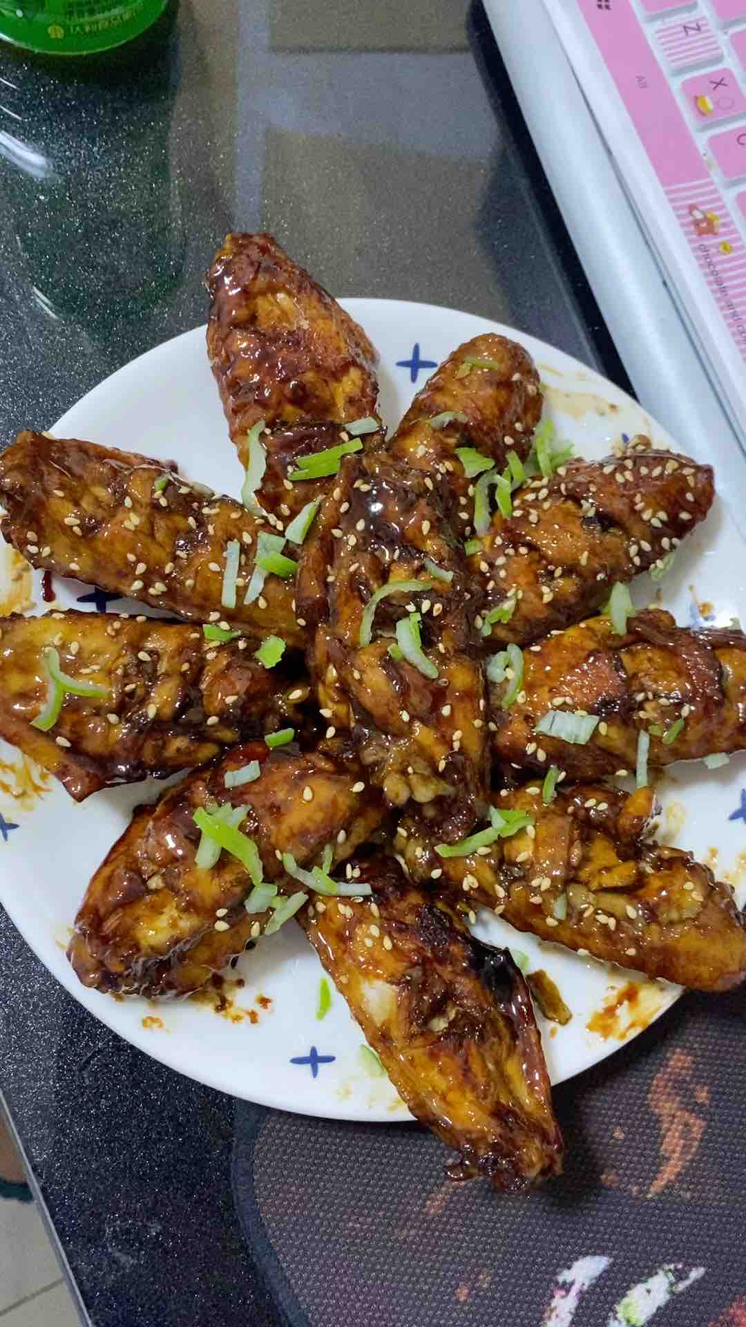 可乐鸡翅的做法-甜味炖菜谱-易网健康养生网 可乐鸡翅的做法-甜味炖菜谱
