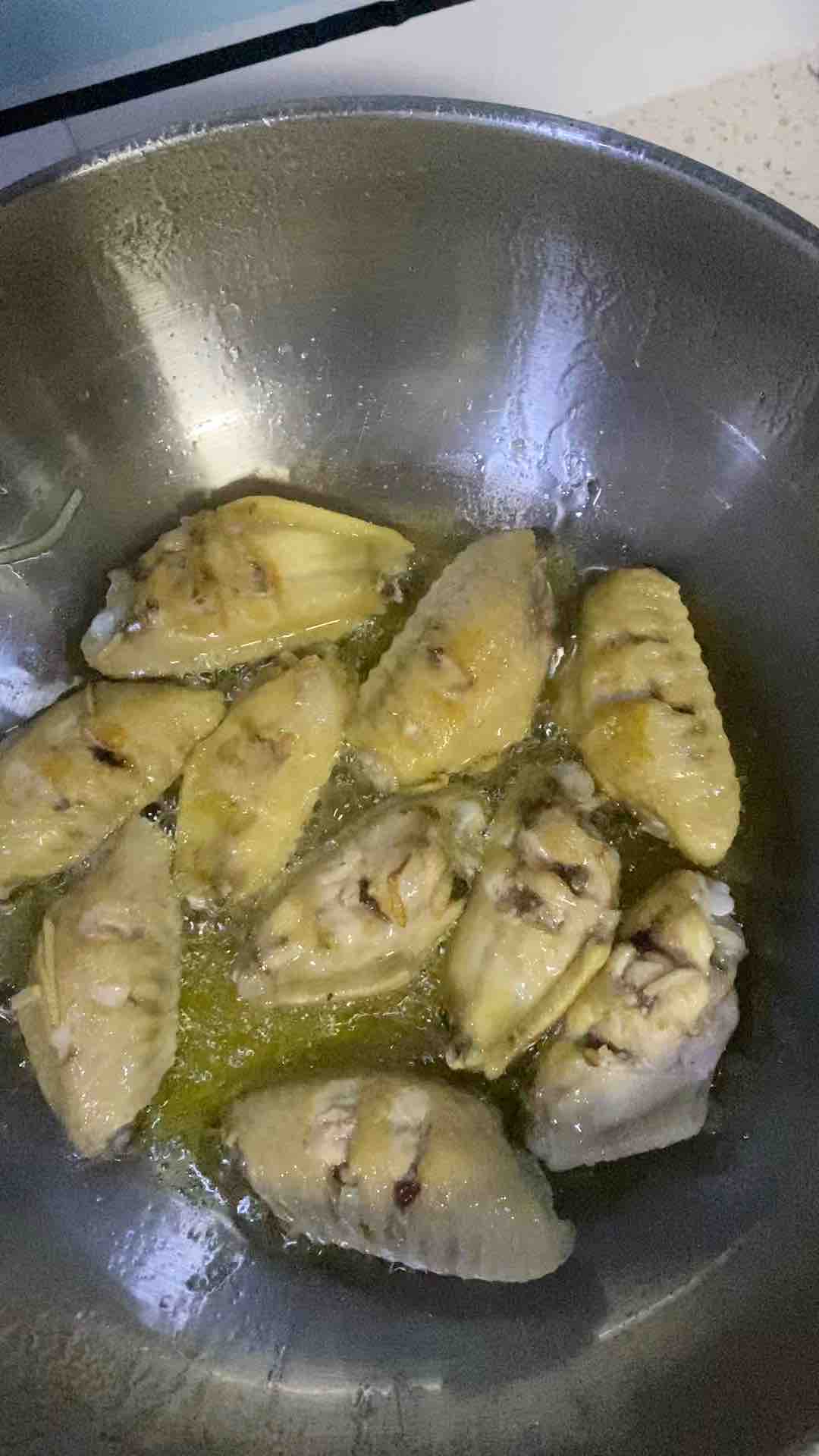 可乐鸡翅的做法-甜味炖菜谱