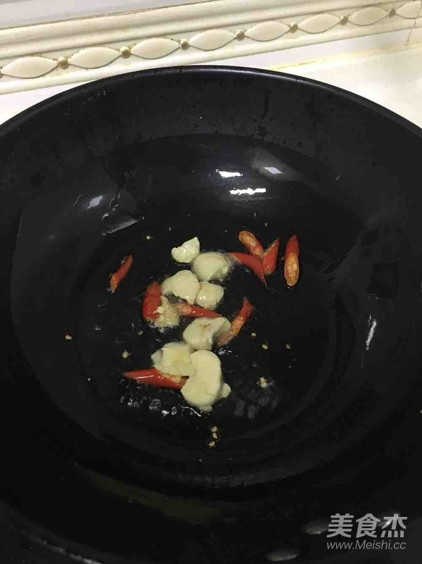红烧黄花鱼的做法-酱香味烧菜谱