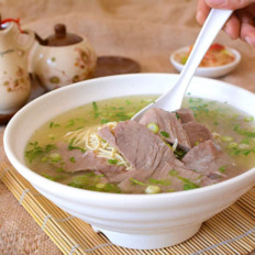 徽湘情缘淮南牛肉汤的做法-家常味煮菜谱