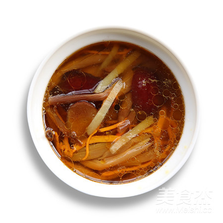 【滋补暖心】黄花菜虫草花炖鸡汤的做法-家常味炖菜谱-易网健康养生网 【滋补暖心】黄花菜虫草花炖鸡汤的做法-家常味炖菜谱