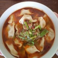 瞎捣乱的火锅饺子的做法-红油味煮菜谱