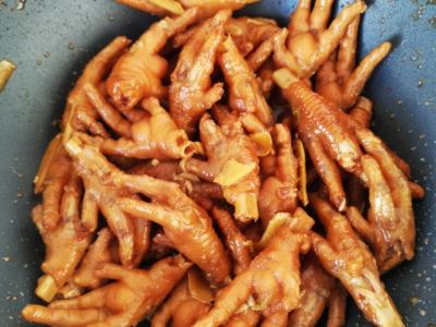 家常鸡爪的做法-家常味煮菜谱