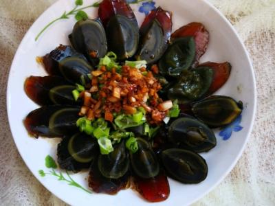 浇汁松花蛋的做法-酸甜味拌菜谱