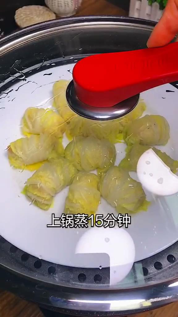 娃娃菜肉卷的做法-家常味炒菜谱