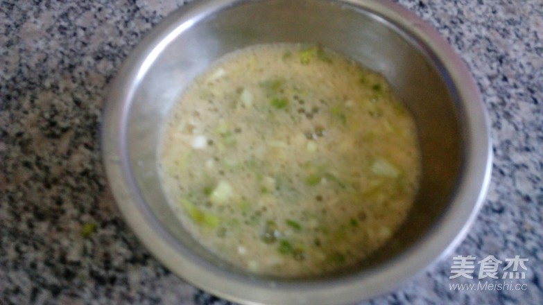 苦瓜鸡蛋饼的做法-家常味煎菜谱