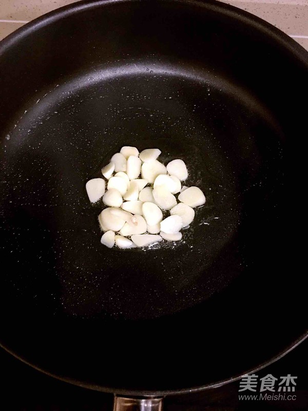 泡菜五花肉的做法-酸辣味炒菜谱