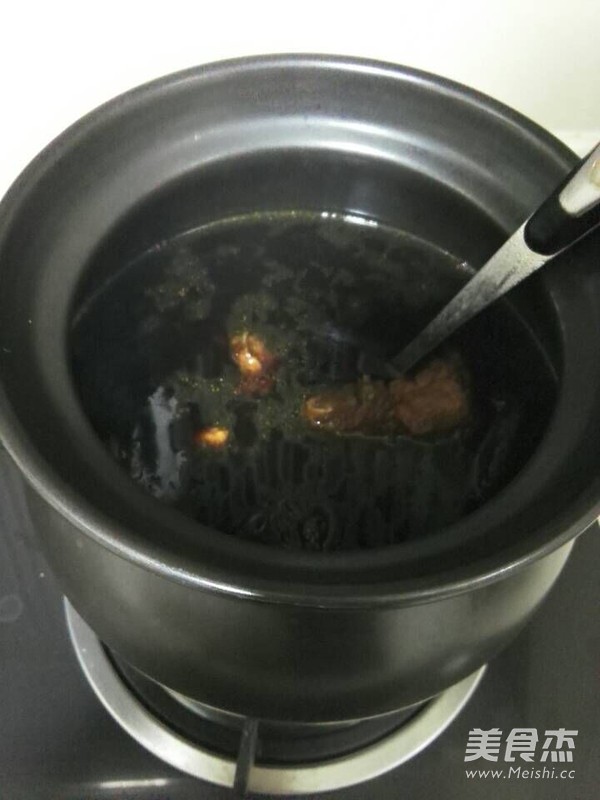生熟地龙骨汤的做法-家常味炖菜谱