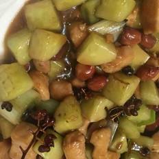 宫保鸡丁的做法-酸甜味炒菜谱