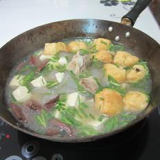 骨汤豆腐猪血香锅的做法-家常味煮菜谱
