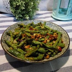 干煸四季豆的做法-家常味干煸菜谱