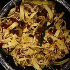 凉拌豆皮的做法-麻辣味煮菜谱