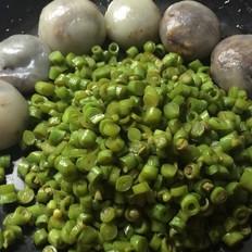 炒豇豆的做法-咸鲜味炒菜谱