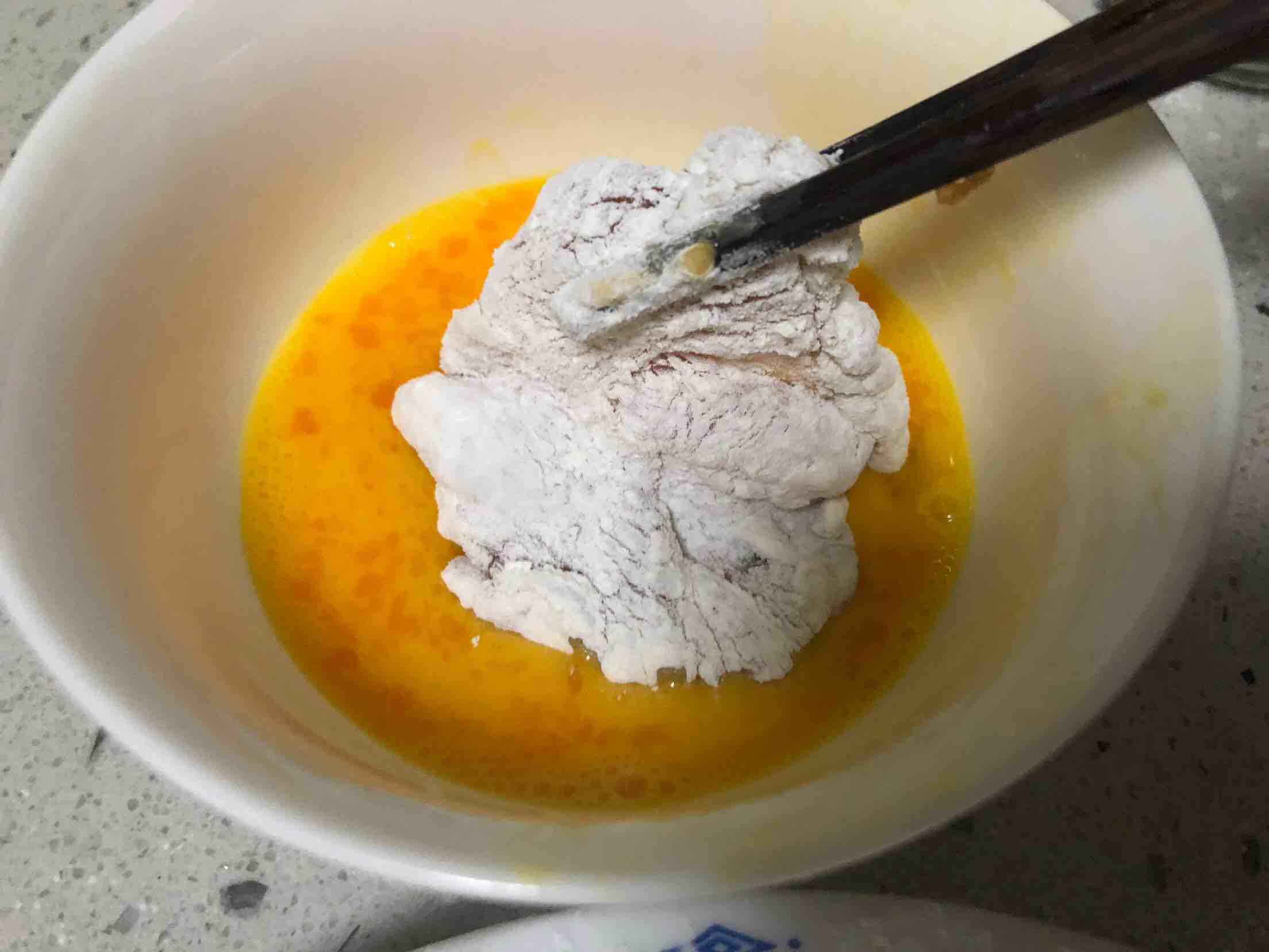 香酥炸鸡的做法-家常味炸菜谱