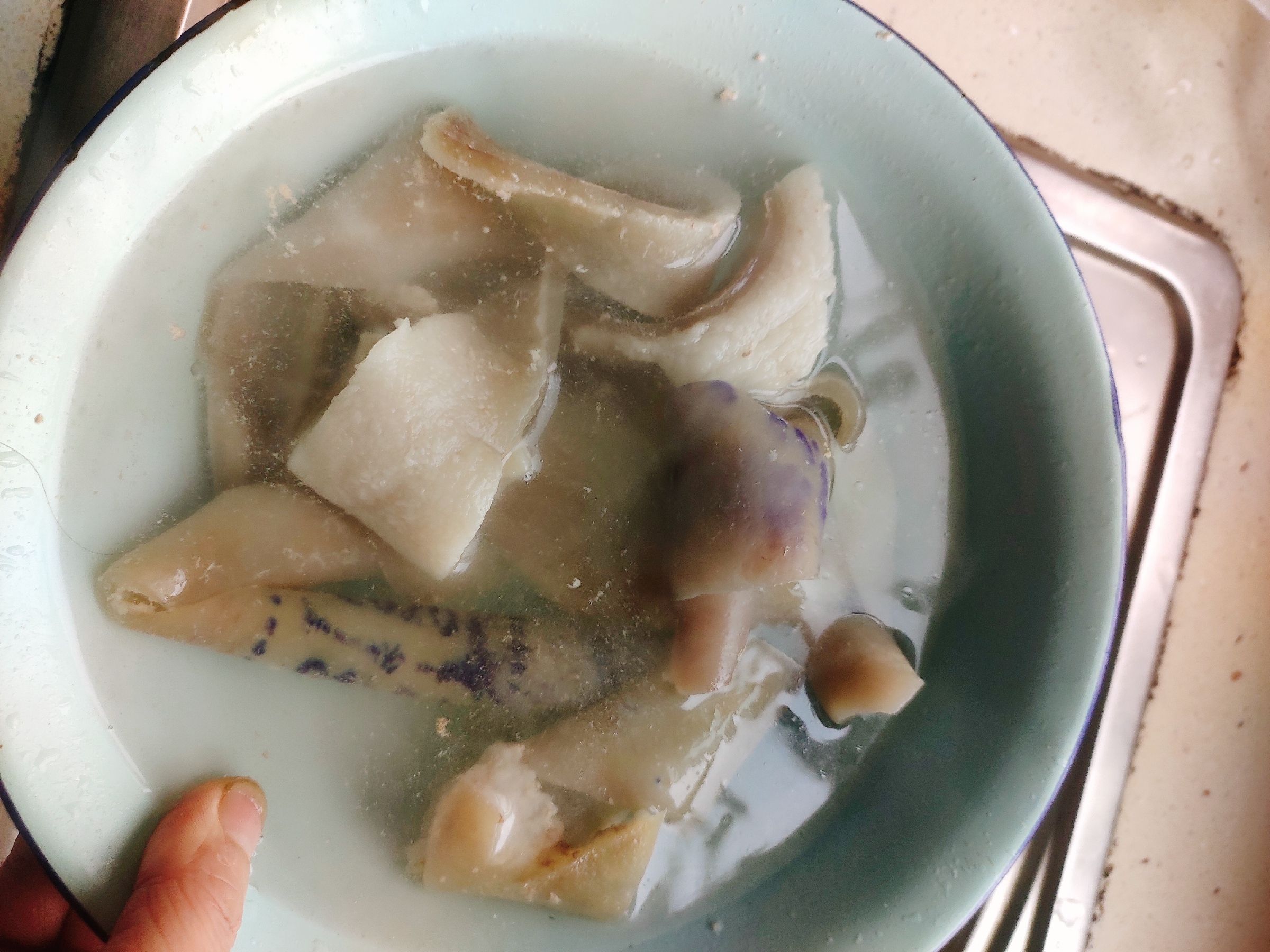 自制皮冻的做法-咸鲜味煮菜谱