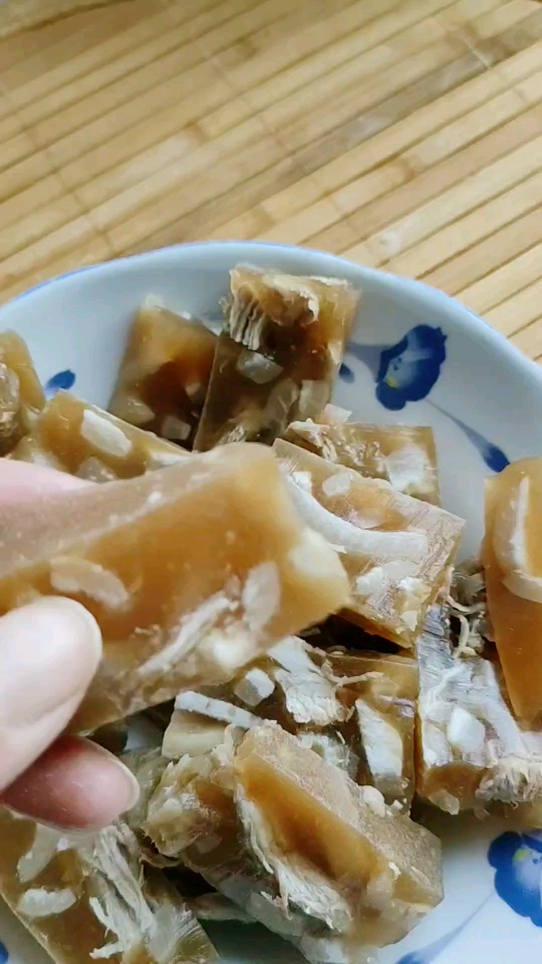 自制皮冻的做法-咸鲜味煮菜谱