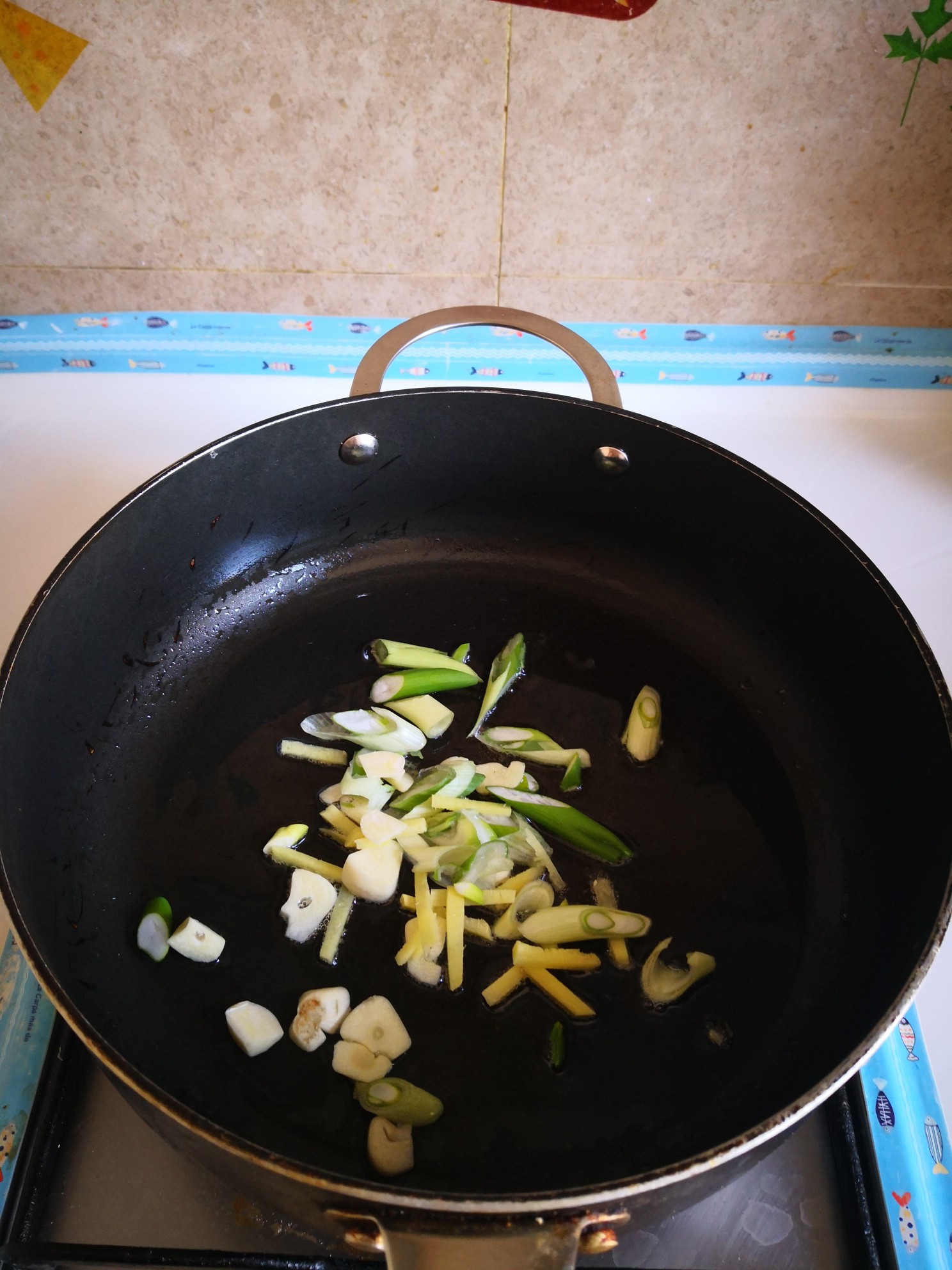 鲜虾炒西葫芦的做法-家常味炒菜谱