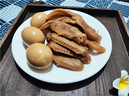 卤鸭掌鸭翅的做法-五香味卤菜谱