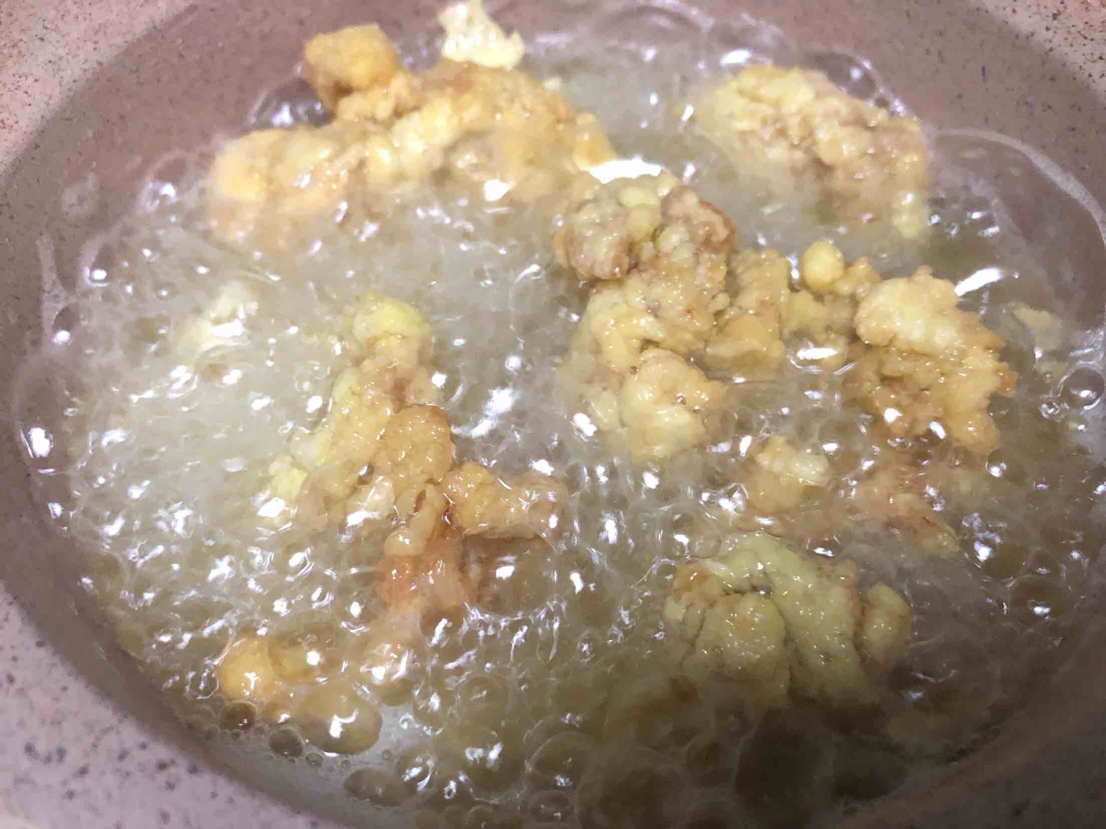 香酥炸鸡的做法-家常味炸菜谱