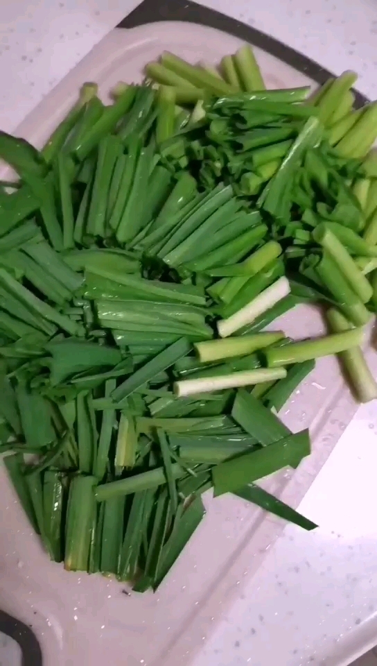 大蒜炒春笋的做法-家常味炒菜谱