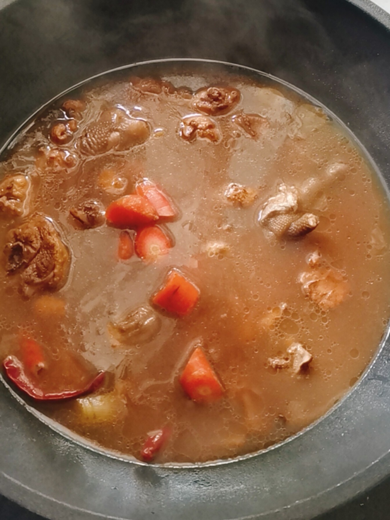 玉米土豆炖鸡的做法-咸鲜味炖菜谱