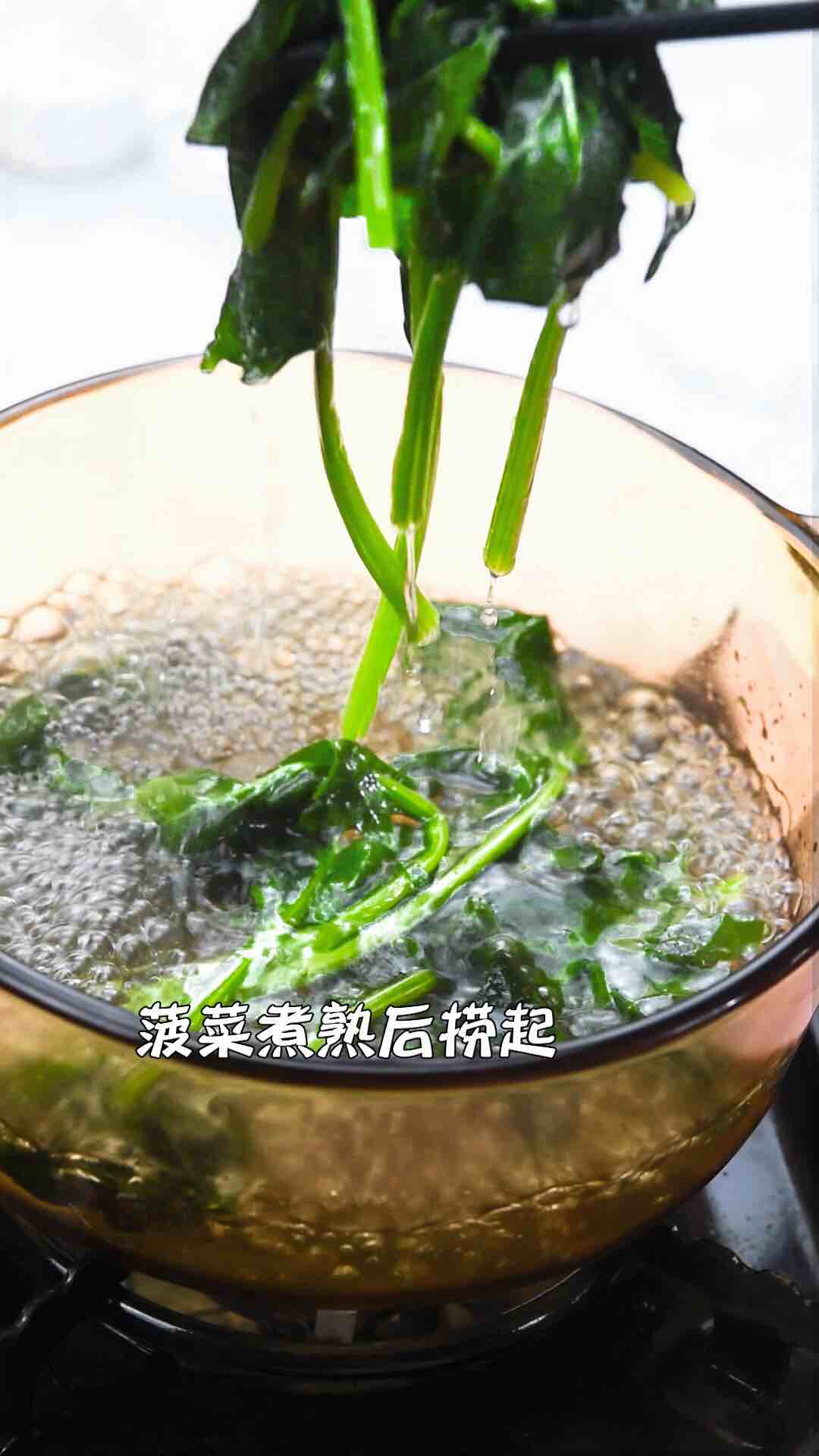 胡萝卜菠菜蛋饼的做法-咸鲜味煎菜谱