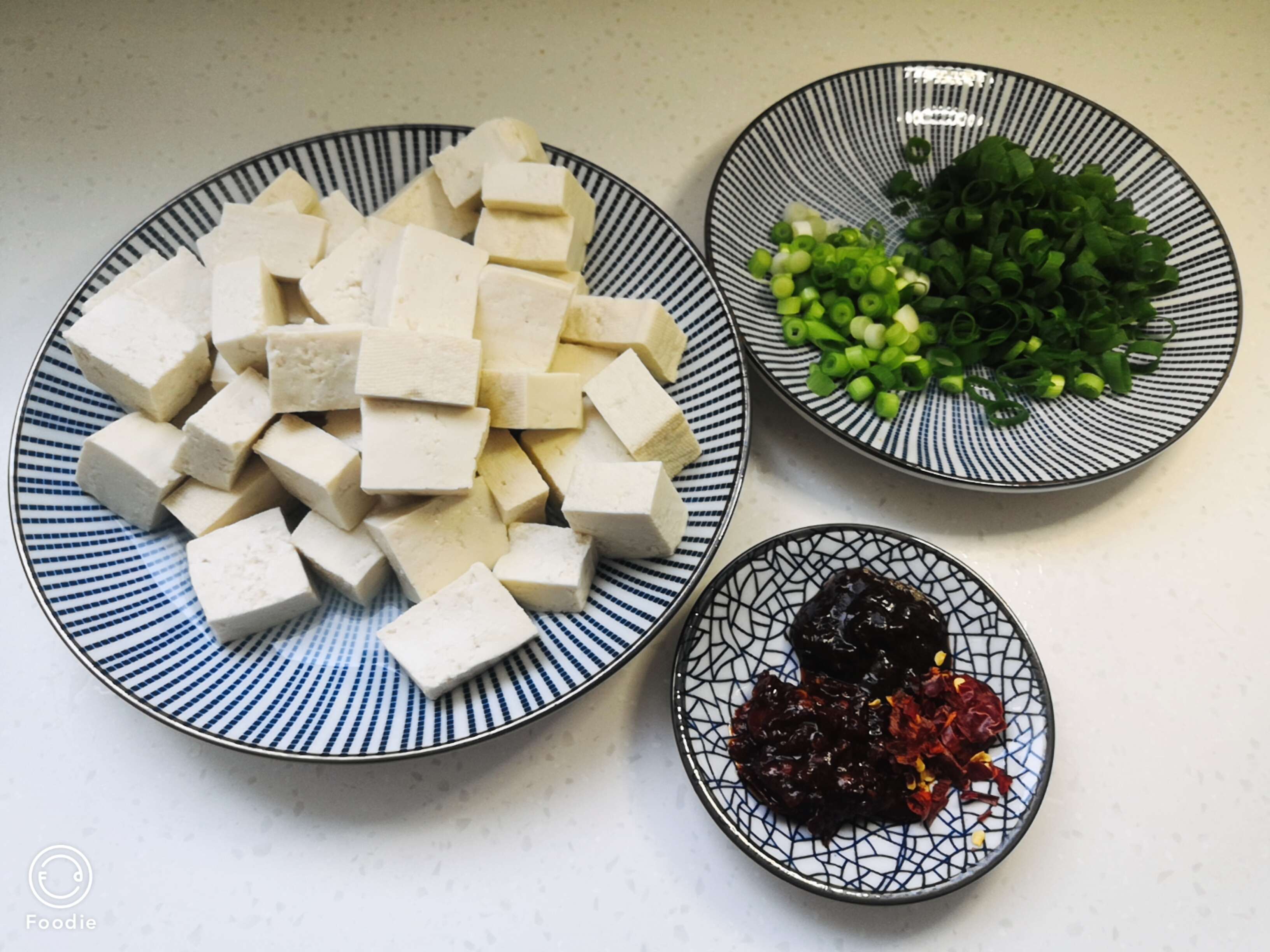 麻辣豆腐的做法-咸鲜味炒菜谱-易网健康养生网 麻辣豆腐的做法-咸鲜味炒菜谱