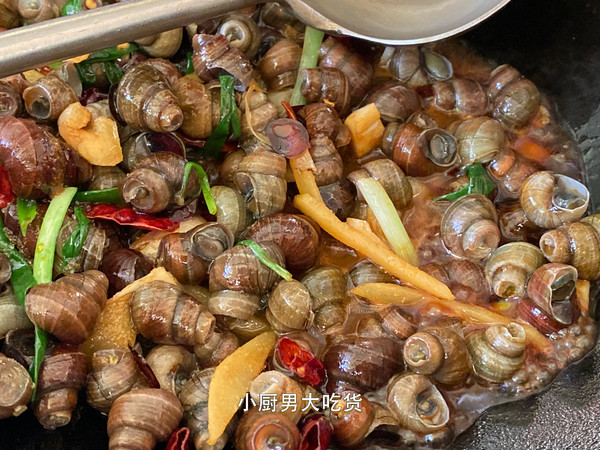 夜宵摊的《香辣田螺》的做法-香辣味炒菜谱