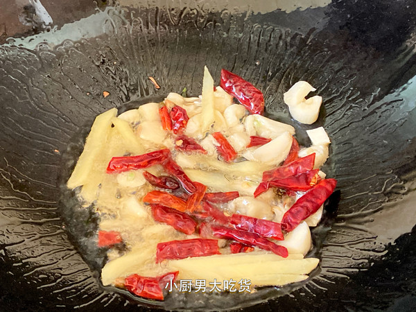 夜宵摊的《香辣田螺》的做法-香辣味炒菜谱