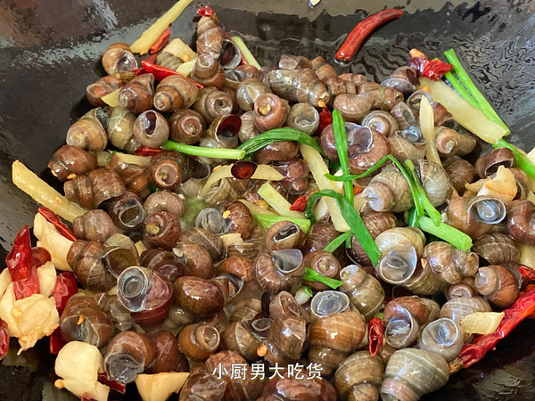 夜宵摊的《香辣田螺》的做法-香辣味炒菜谱