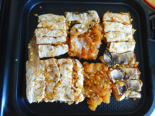 电饼铛烤鱼的做法-咸鲜味烤菜谱-易网健康养生网 电饼铛烤鱼的做法-咸鲜味烤菜谱