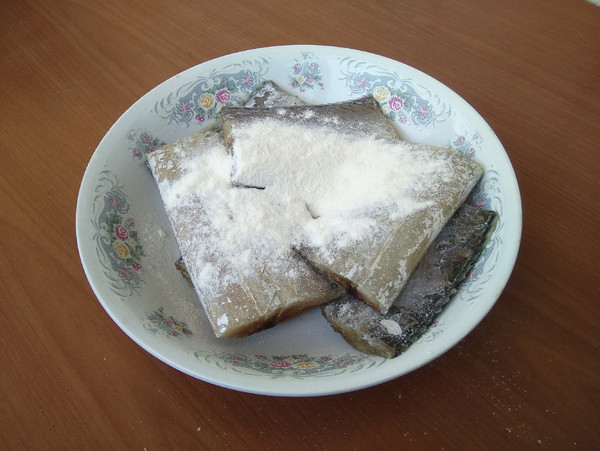 腐乳烧带鱼的做法-咸鲜味烧菜谱