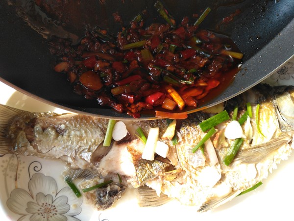 微波炉鳊鱼的做法-咸鲜味微波菜谱