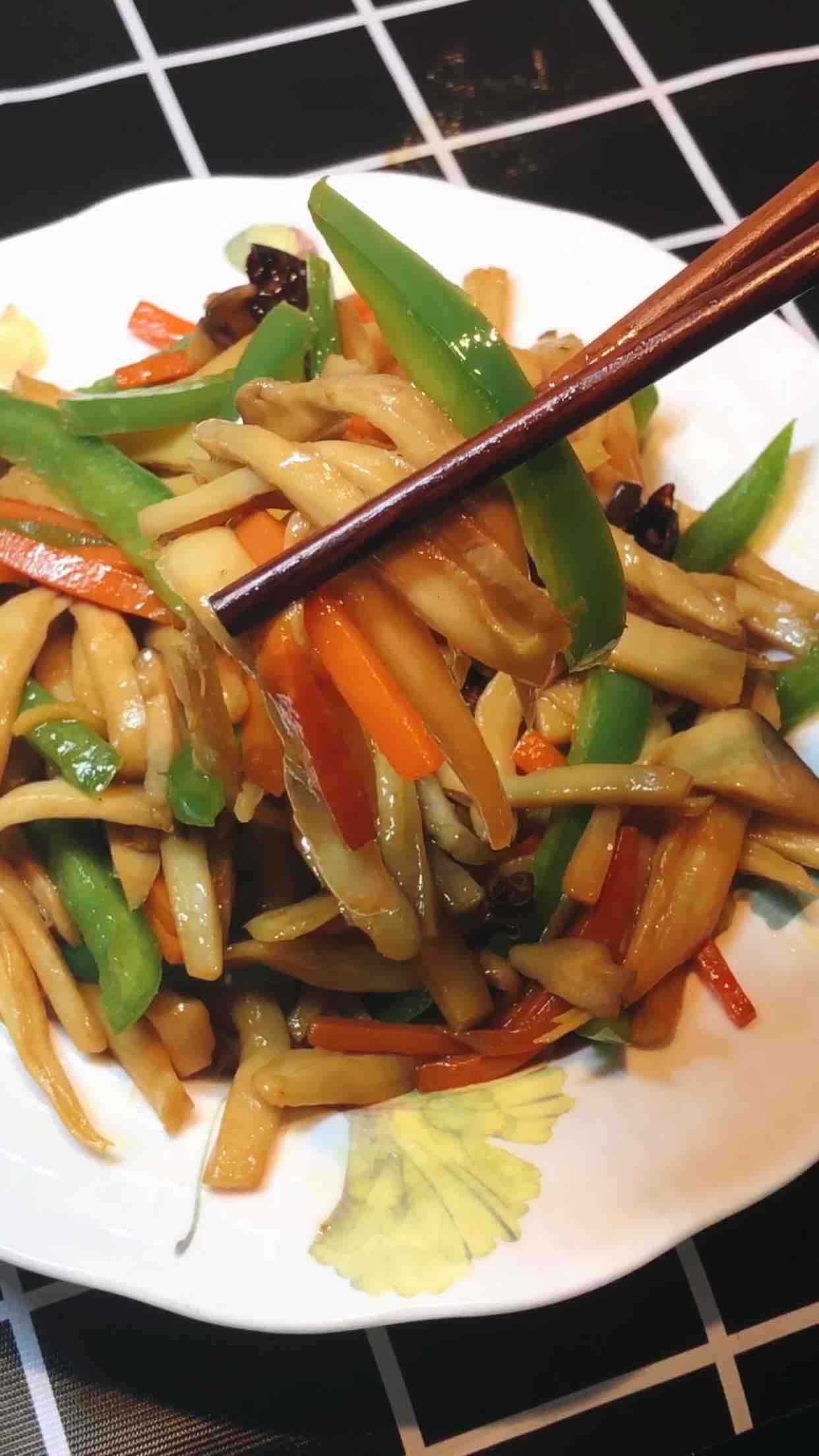 素炒杏鲍菇的做法-家常味炒菜谱-易网健康养生网 素炒杏鲍菇的做法-家常味炒菜谱