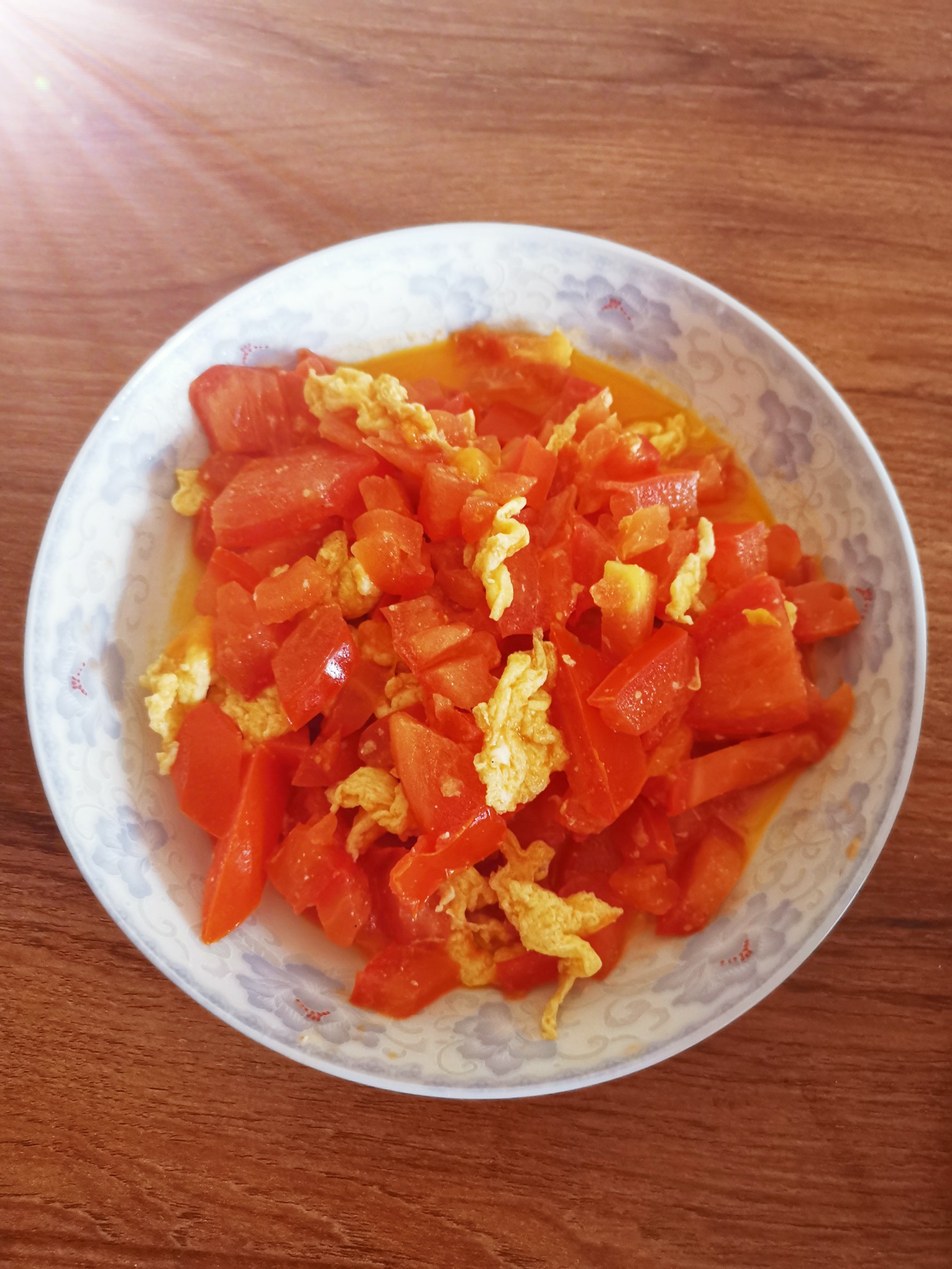 番茄炒鸡蛋的做法-家常味炒菜谱