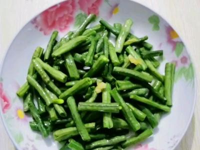 爆炒豇豆的做法-咸鲜味炒菜谱