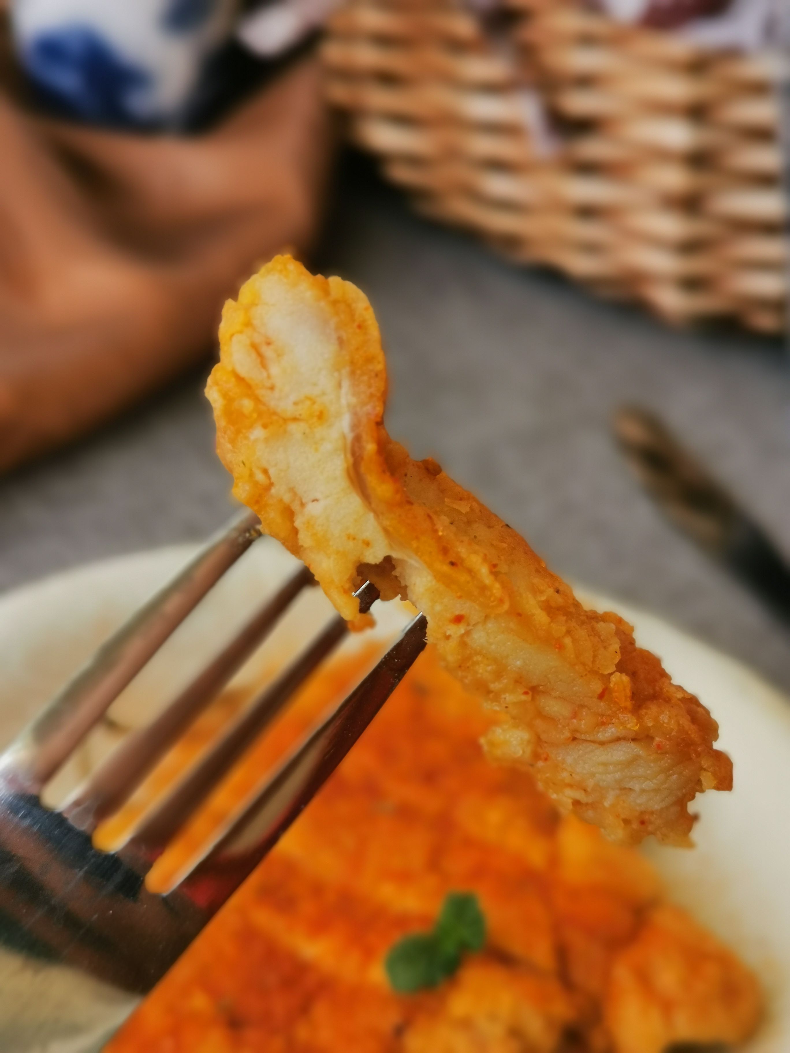 炸鸡胸肉排的做法-香辣味炸菜谱-易网健康养生网 炸鸡胸肉排的做法-香辣味炸菜谱