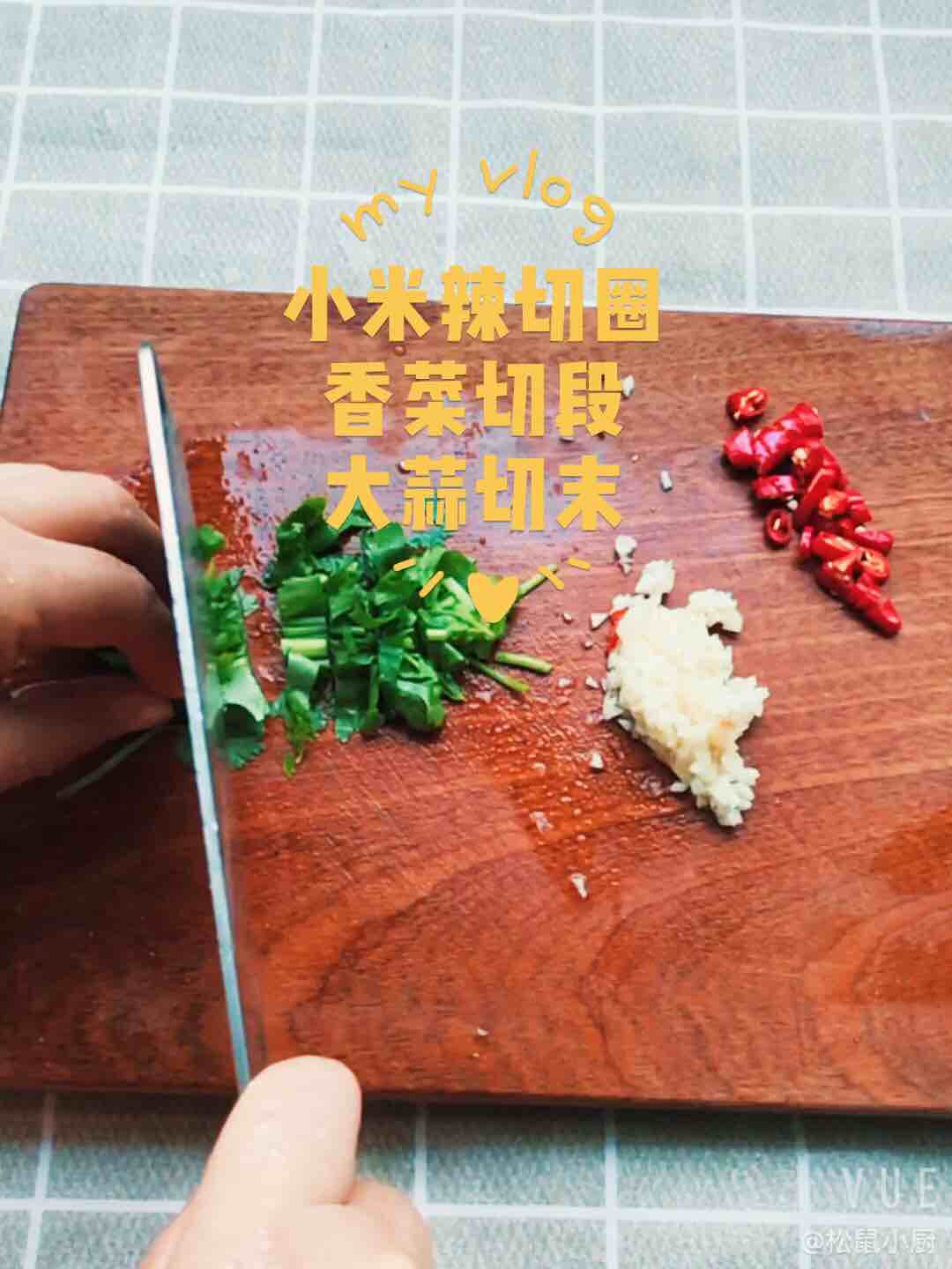 凉拌海蜇的做法-家常味拌菜谱