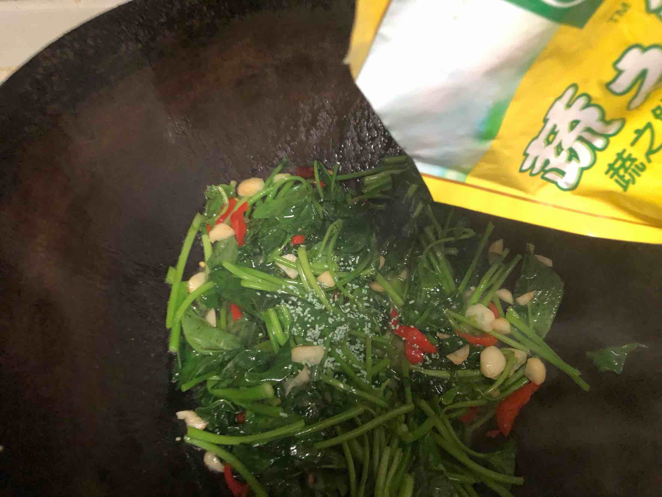清炒长寿菜的做法-家常味炒菜谱