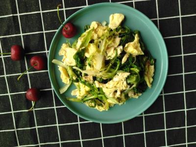 苦苣炒鸡蛋的做法-家常味炒菜谱