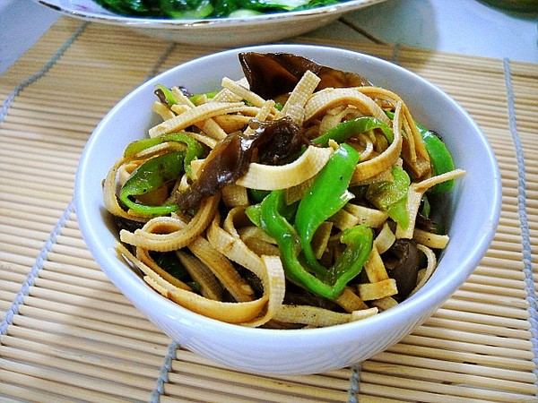 素炒千张丝的做法-家常味炒菜谱