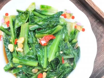 清炒油麦菜的做法-家常味炒菜谱