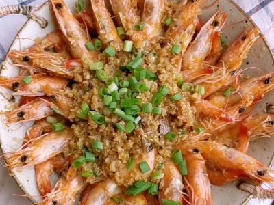 蒜蓉虾的作法-蒜香味炒菜谱