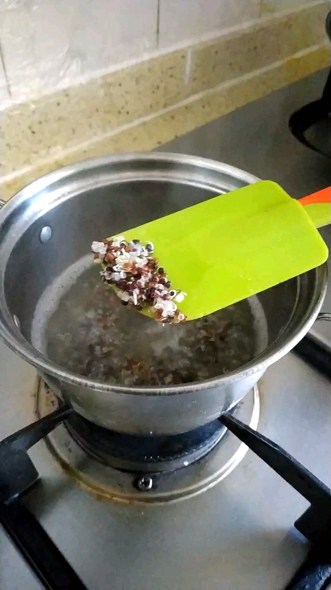 晚餐吃低脂低热，坚持30天腰细甩赘肉的做法-奶香味拌菜谱