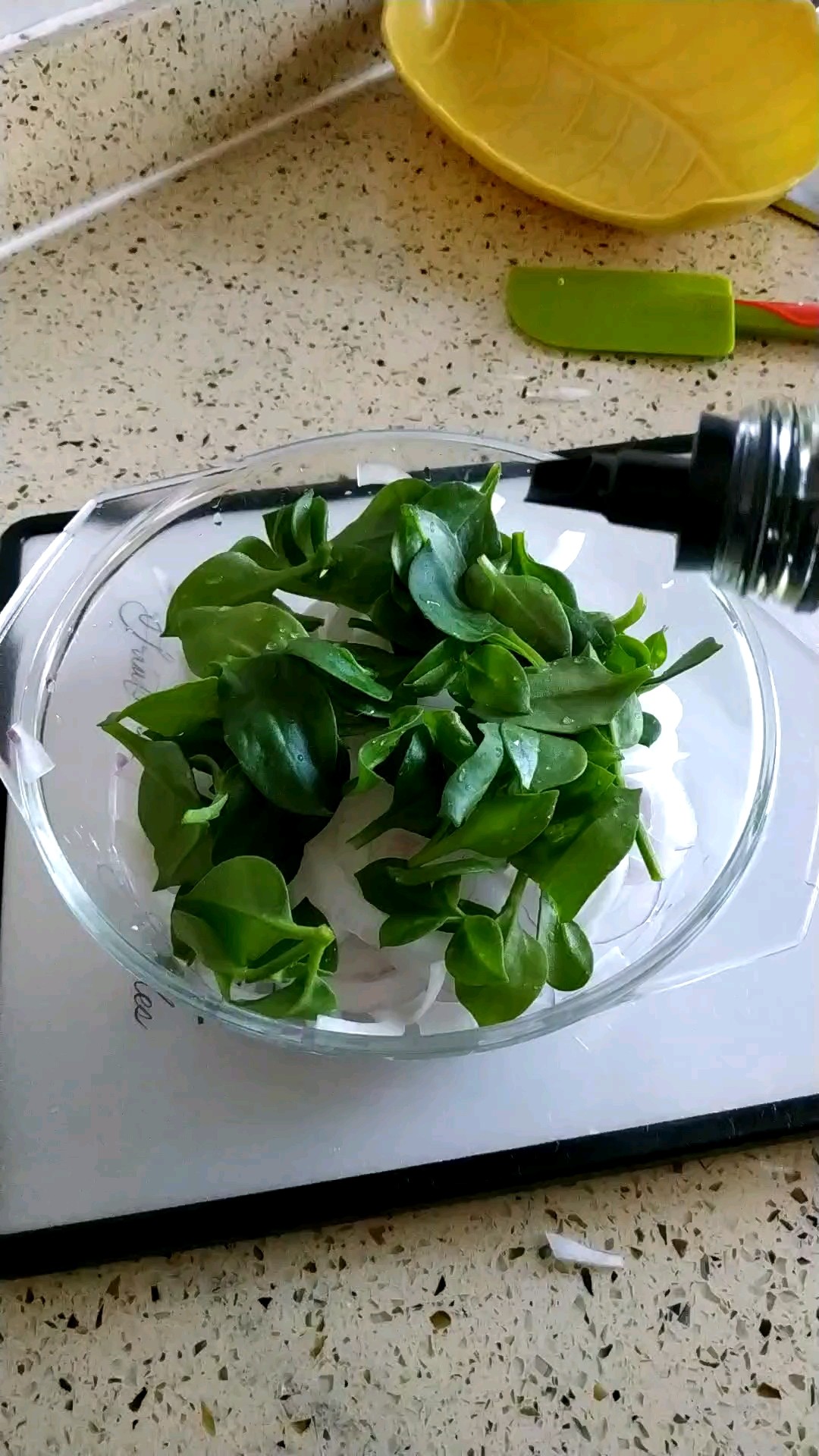 晚餐吃低脂低热，坚持30天腰细甩赘肉的做法-奶香味拌菜谱