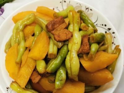 芸豆炖土豆的作法-家常味炖菜谱
