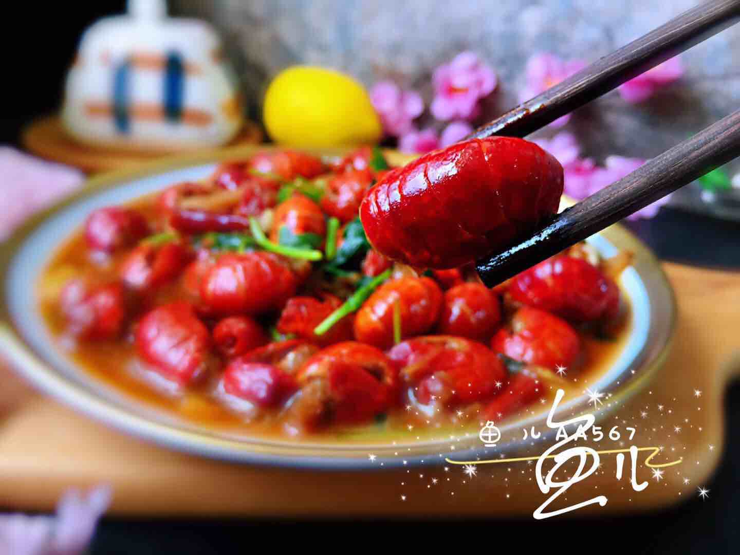 香辣龙虾尾的做法-香辣味炒菜谱